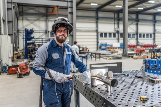Best Pipe Welding in Roosevelt Gardens, FL